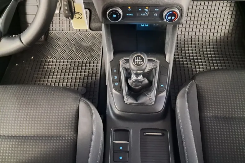 Ford Focus din 2021 cu 85.100 km - oferta FOR135694 - foto 17