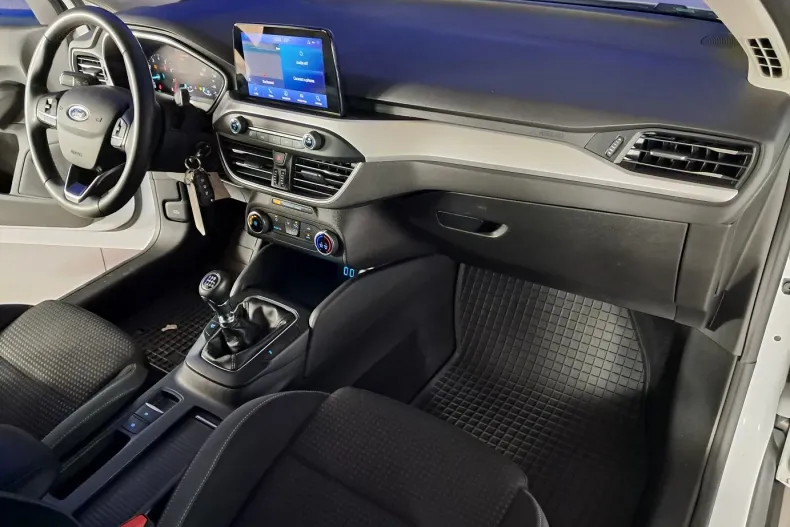 Ford Focus din 2021 cu 91.122 km - oferta FOR135696 - foto 18