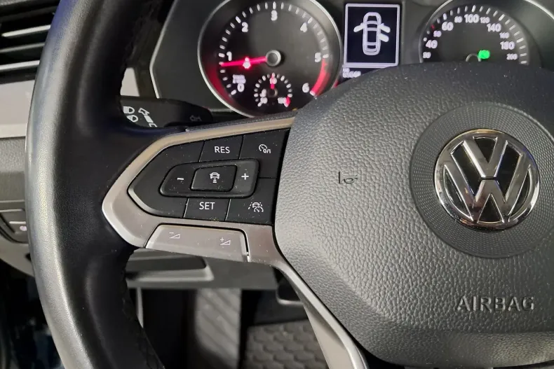 Volkswagen Passat din 2020 cu 65.041 km - oferta VOL135704 - foto 12