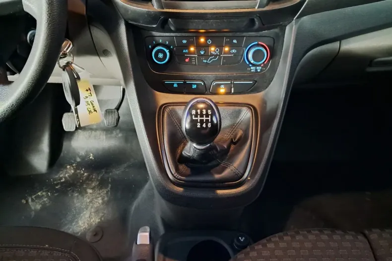 Ford Transit Connect din 2021 cu 76.721 km - oferta FOR135719 - foto 5