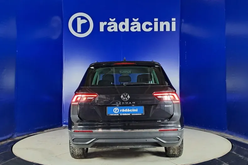 Volkswagen Tiguan din 2020 cu 69.175 km - oferta VOL135722 - foto 8