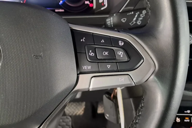 Volkswagen Tiguan din 2020 cu 69.175 km - oferta VOL135722 - foto 17