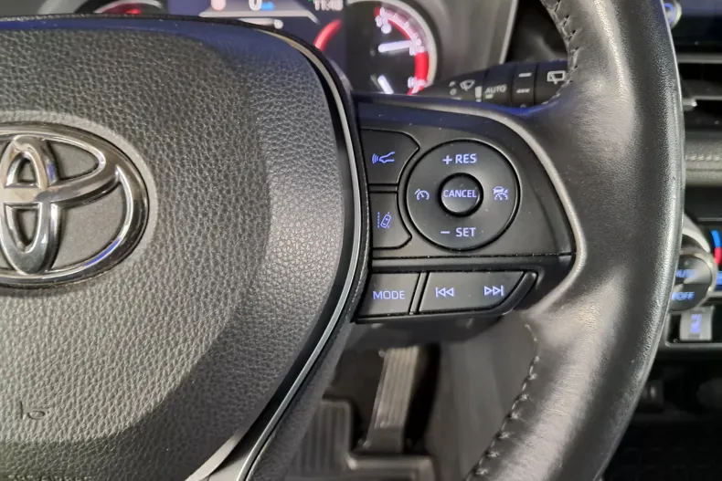 Toyota RAV4 din 2019 cu 112.257 km - oferta TOY135727 - foto 13