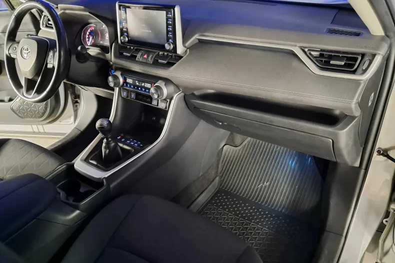 Toyota RAV4 din 2019 cu 112.257 km - oferta TOY135727 - foto 18