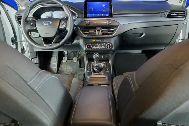 Ford Focus din 2020 cu 77.302 km - oferta FOR135742 - foto 14