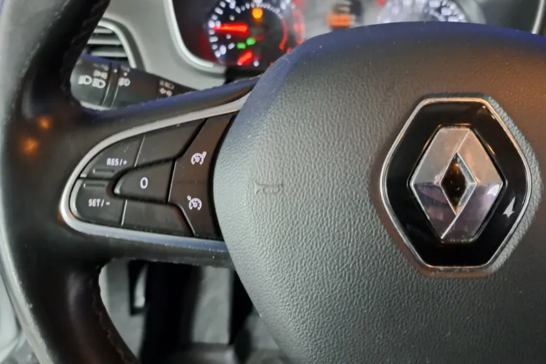Renault Megane din 2021 cu 68.450 km - oferta REN135743 - foto 12