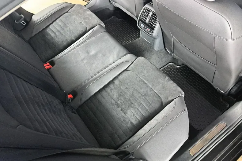 Volkswagen Passat din 2019 cu 106.592 km - oferta VOL135750 - foto 20