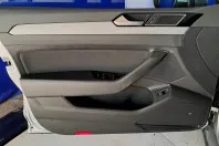 Volkswagen Passat din 2021 cu 100.493 km - oferta VOL135751 - foto 9