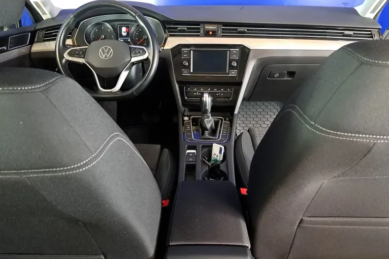 Volkswagen Passat din 2021 cu 100.493 km - oferta VOL135751 - foto 14