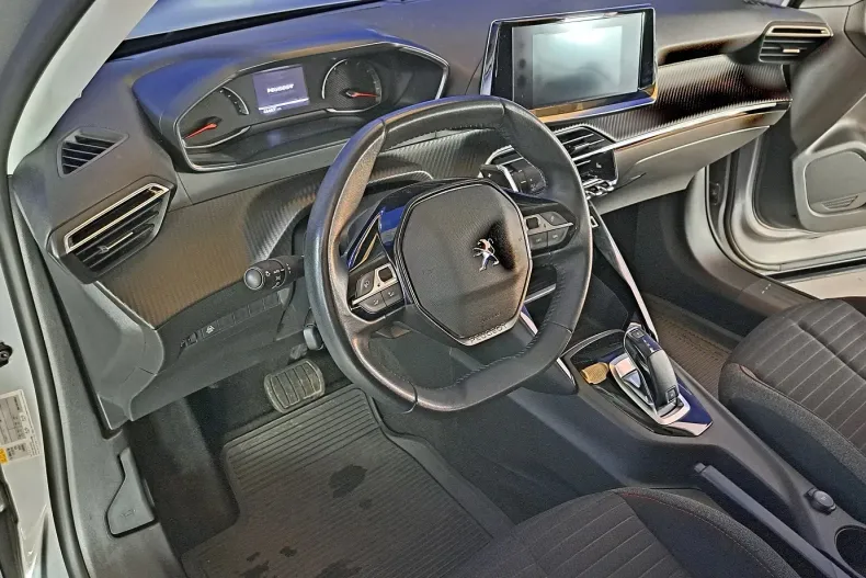 Peugeot 2008 din 2021 cu 44.486 km - oferta PEU135752 - foto 10