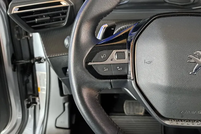 Peugeot 2008 din 2021 cu 44.486 km - oferta PEU135752 - foto 12