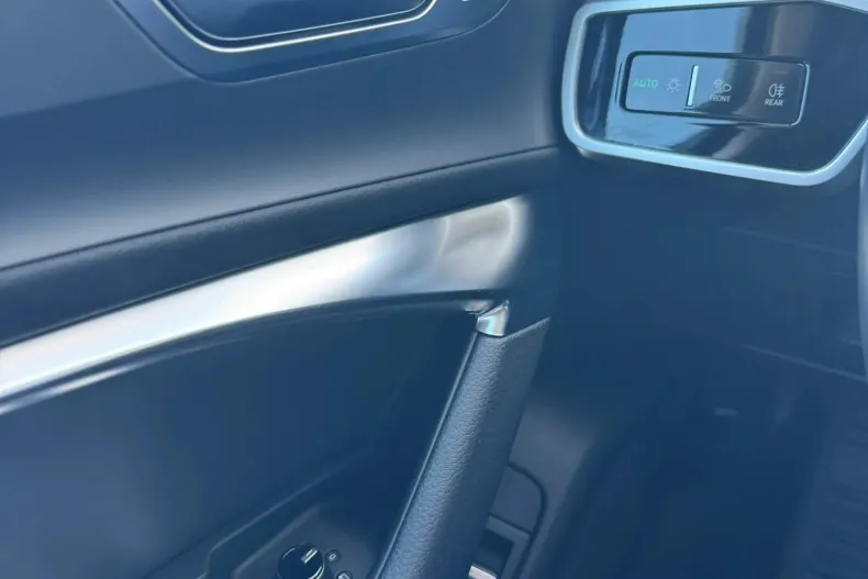 Audi A6 din 2023 cu 36.852 km - oferta AUD135764 - foto 21