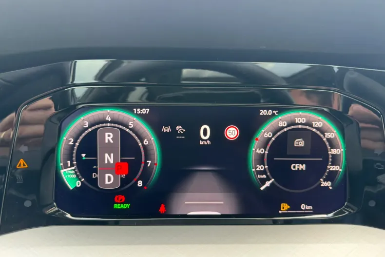 Volkswagen Golf din 2025 cu 10 km - oferta VOL135771 - foto 10