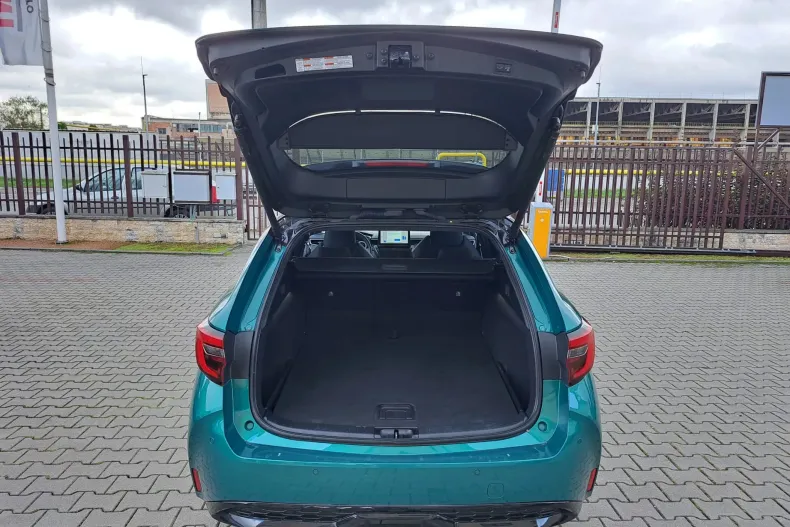 Toyota Corolla din 2024 cu 15.000 km - oferta TOY135784 - foto 16