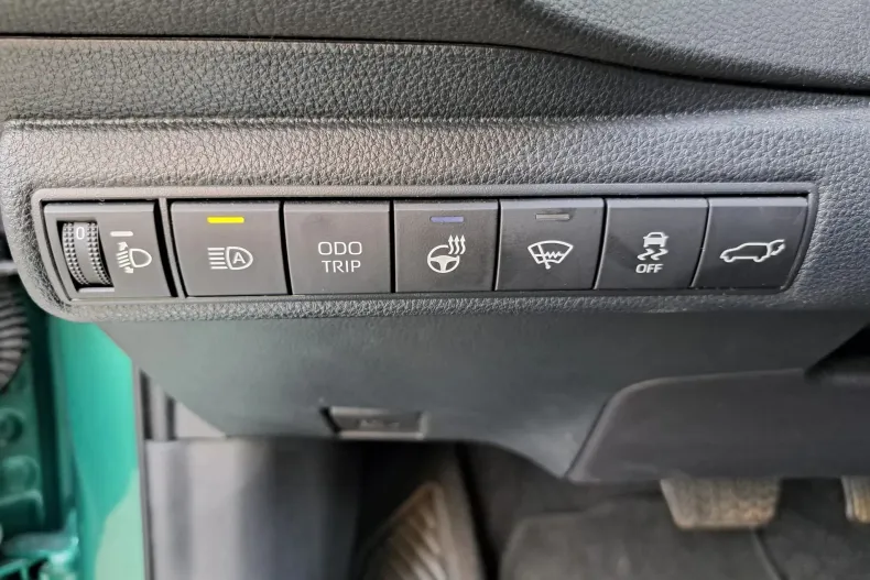 Toyota Corolla din 2024 cu 15.000 km - oferta TOY135784 - foto 19