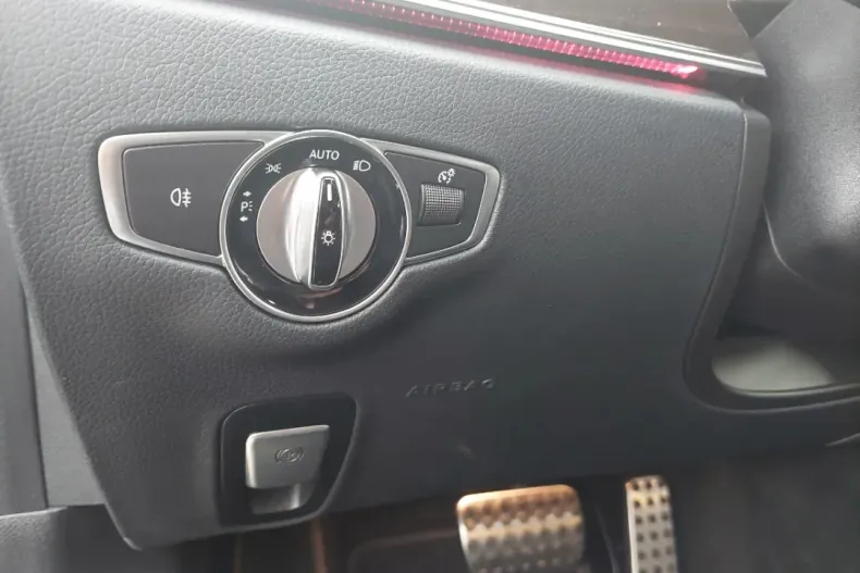 Mercedes-Benz E din 2021 cu 75.300 km - oferta MER135787 - foto 18