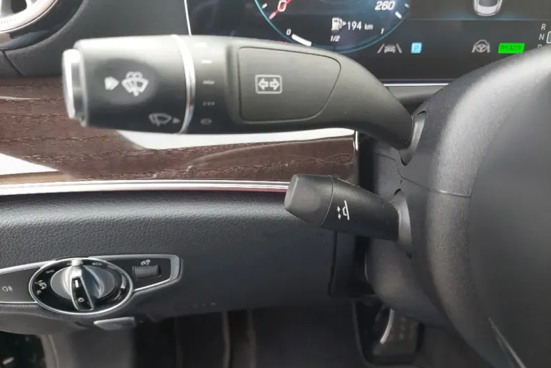 Mercedes-Benz E din 2021 cu 75.300 km - oferta MER135787 - foto 19