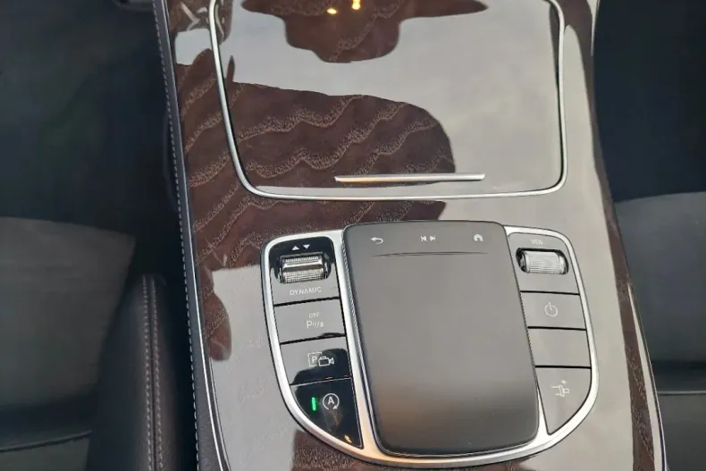 Mercedes-Benz E din 2021 cu 75.300 km - oferta MER135787 - foto 23