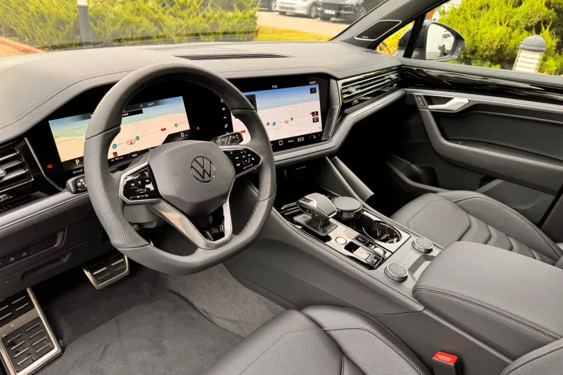 Volkswagen Touareg din 2025 cu 1 km - oferta VOL135844 - foto 17