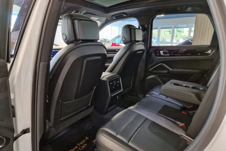 Porsche Cayenne din 2020 cu 73.900 km - oferta POR135851 - foto 34