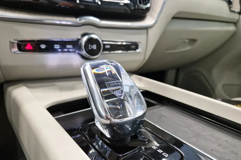 Volvo XC60 din 2023 cu 114.000 km - oferta VOL135857 - foto 11