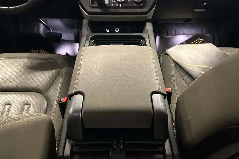 Land Rover Defender din 2020 cu 92.981 km - oferta LAN135860 - foto 11