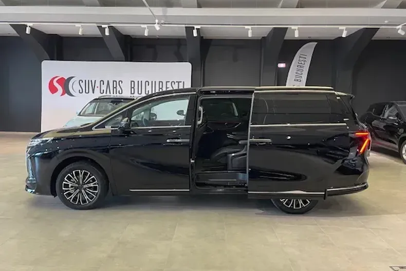 Forthing V9 din 2025 cu 18 km - oferta FOR135872 - foto 5