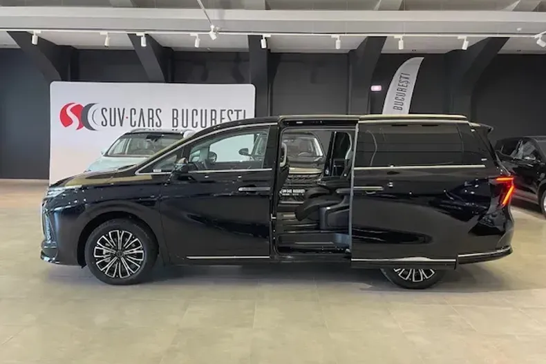 Forthing V9 din 2025 cu 18 km - oferta FOR135872 - foto 6