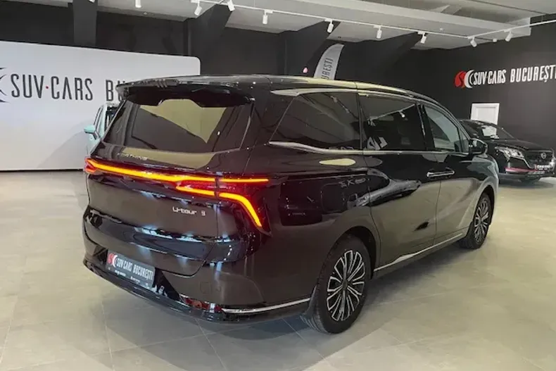 Forthing V9 din 2025 cu 18 km - oferta FOR135872 - foto 10