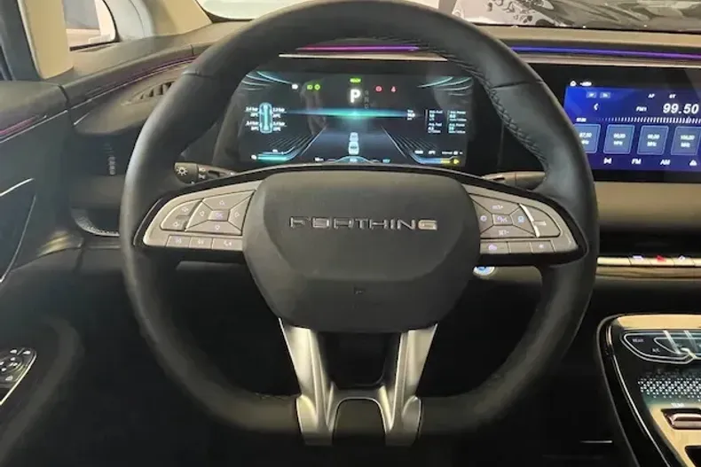 Forthing V9 din 2025 cu 18 km - oferta FOR135872 - foto 24