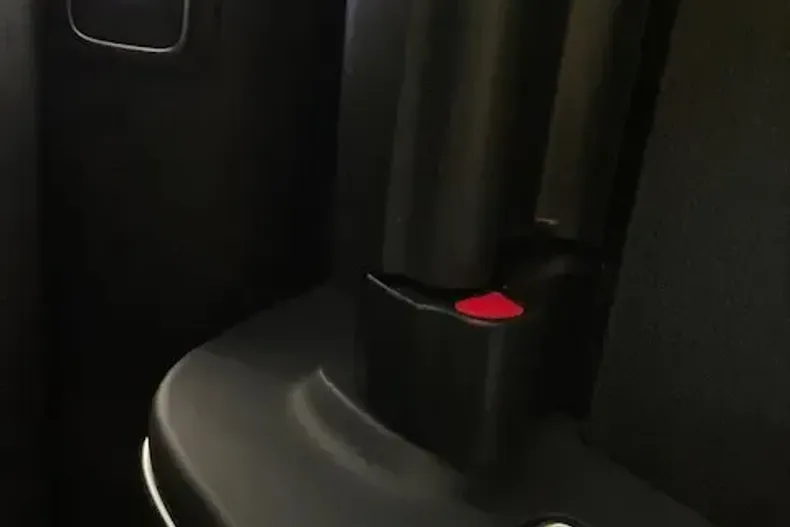 Forthing V9 din 2025 cu 18 km - oferta FOR135872 - foto 38