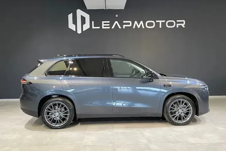 Leapmotor C10 din 2025 cu 7 km - oferta LEA135878 - foto 10