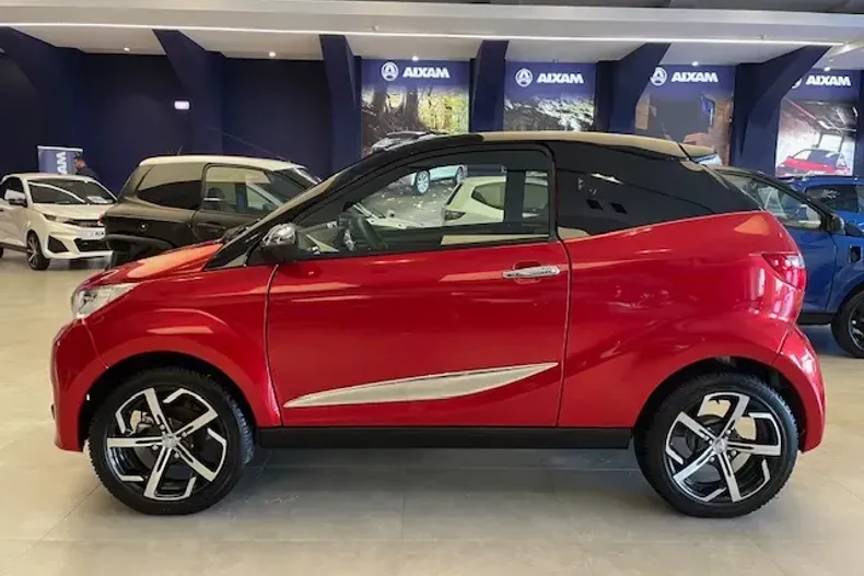 Aixam Coupé din 2022 cu 5.495 km - oferta AIX135882 - foto 4