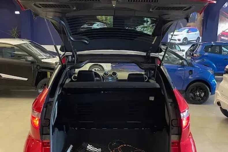 Aixam Coupé din 2022 cu 5.495 km - oferta AIX135882 - foto 9