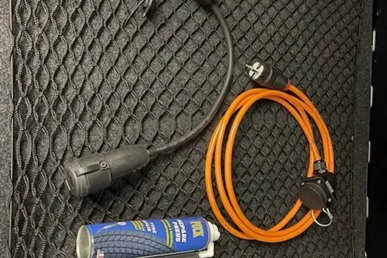 Aixam Coupé din 2022 cu 5.495 km - oferta AIX135882 - foto 26