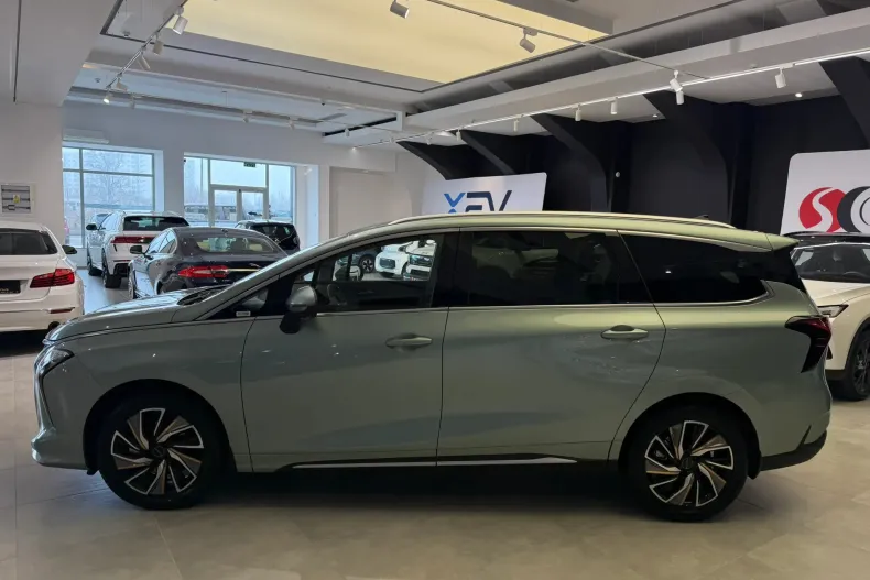 Forthing 4 Yacht din 2024 cu 8 km - oferta FOR135886 - foto 10