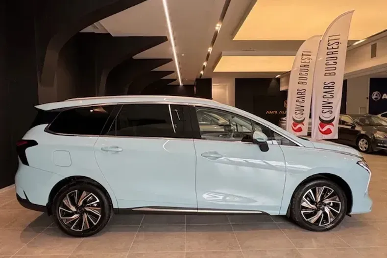 Forthing 4 Yacht din 2024 cu 8 km - oferta FOR135886 - foto 12