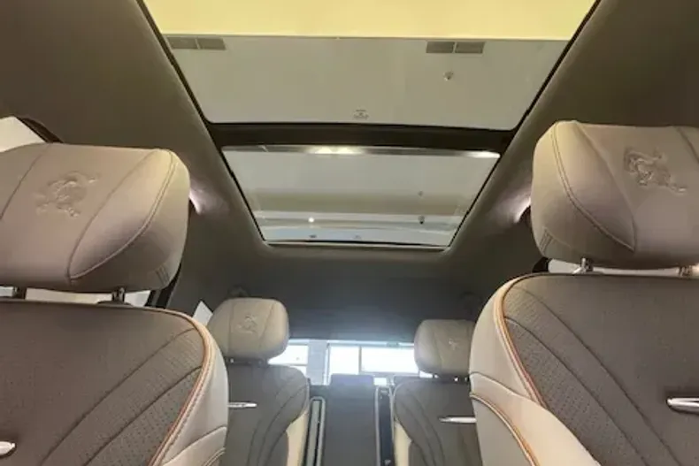 Forthing 4 Yacht din 2024 cu 8 km - oferta FOR135886 - foto 31