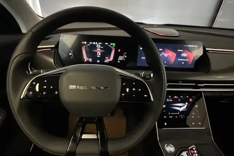 BAIC X75 din 2024 cu 18 km - oferta BAI135887 - foto 24