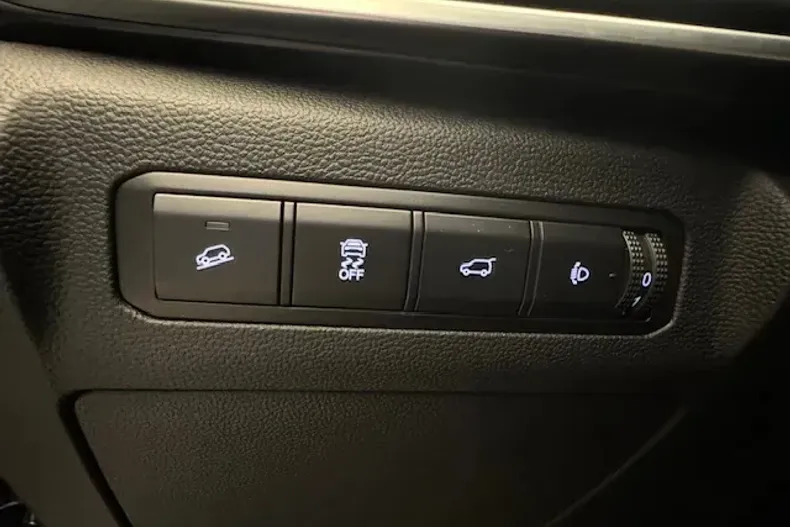 BAIC X75 din 2024 cu 18 km - oferta BAI135887 - foto 30