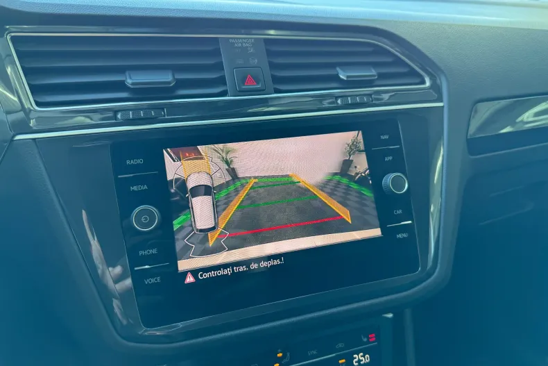 Volkswagen Tiguan din 2020 cu 130.621 km - oferta VOL135903 - foto 8