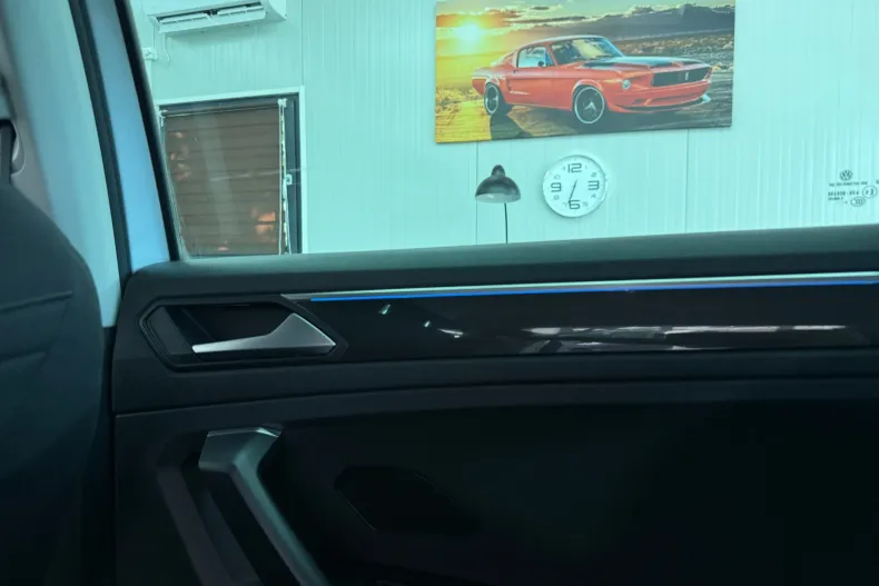 Volkswagen Tiguan din 2020 cu 130.621 km - oferta VOL135903 - foto 12