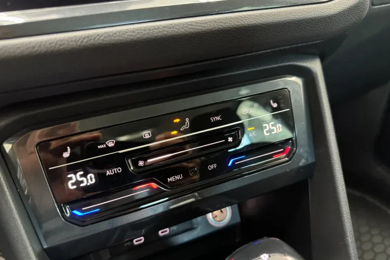 Volkswagen Tiguan din 2020 cu 130.621 km - oferta VOL135903 - foto 21