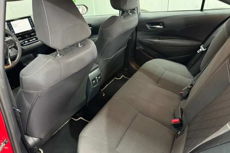 Toyota Corolla din 2021 cu 67.762 km - oferta TOY135904 - foto 21