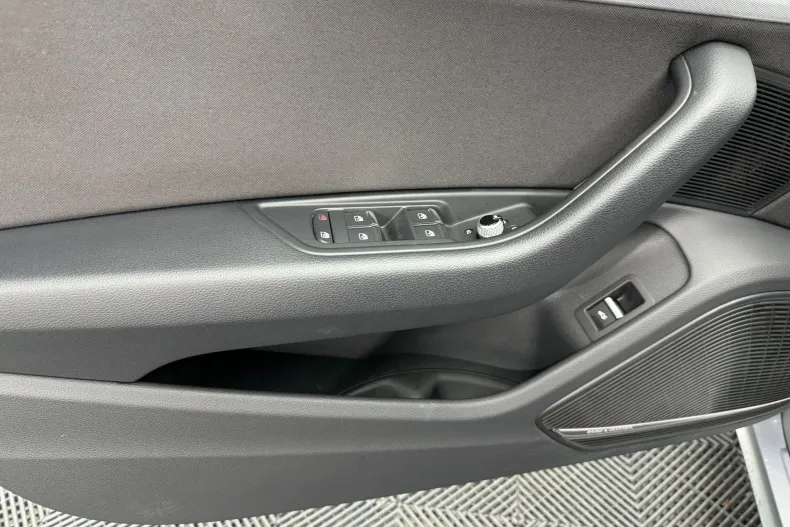 Audi A5 din 2020 cu 151.109 km - oferta AUD135905 - foto 24