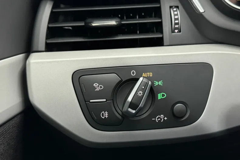 Audi A4 din 2022 cu 91.930 km - oferta AUD135906 - foto 17