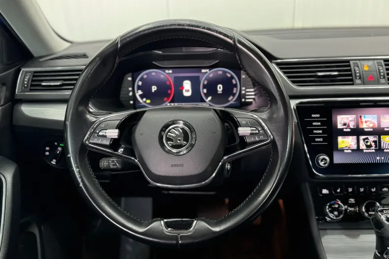 Skoda Superb din 2021 cu 136.461 km - oferta SKO135908 - foto 16