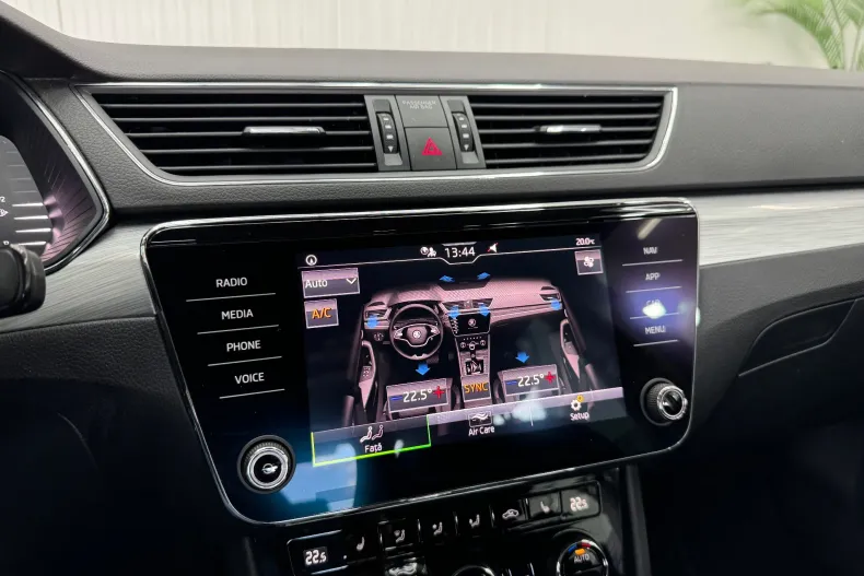 Skoda Superb din 2021 cu 136.461 km - oferta SKO135908 - foto 25