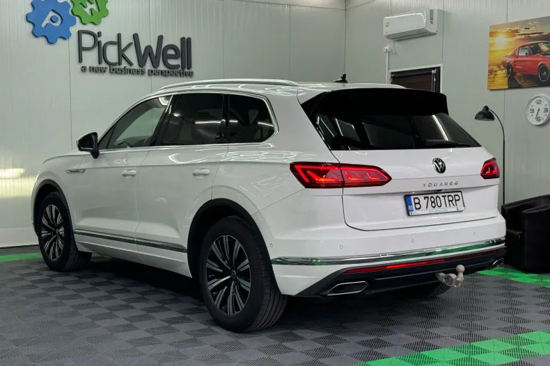 Volkswagen Touareg din 2020 cu 61.342 km - oferta VOL135909 - foto 5