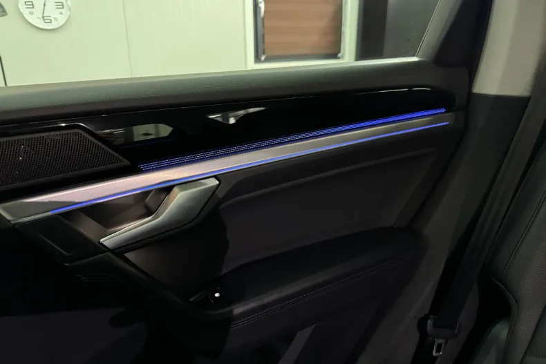 Volkswagen Touareg din 2020 cu 61.342 km - oferta VOL135909 - foto 15